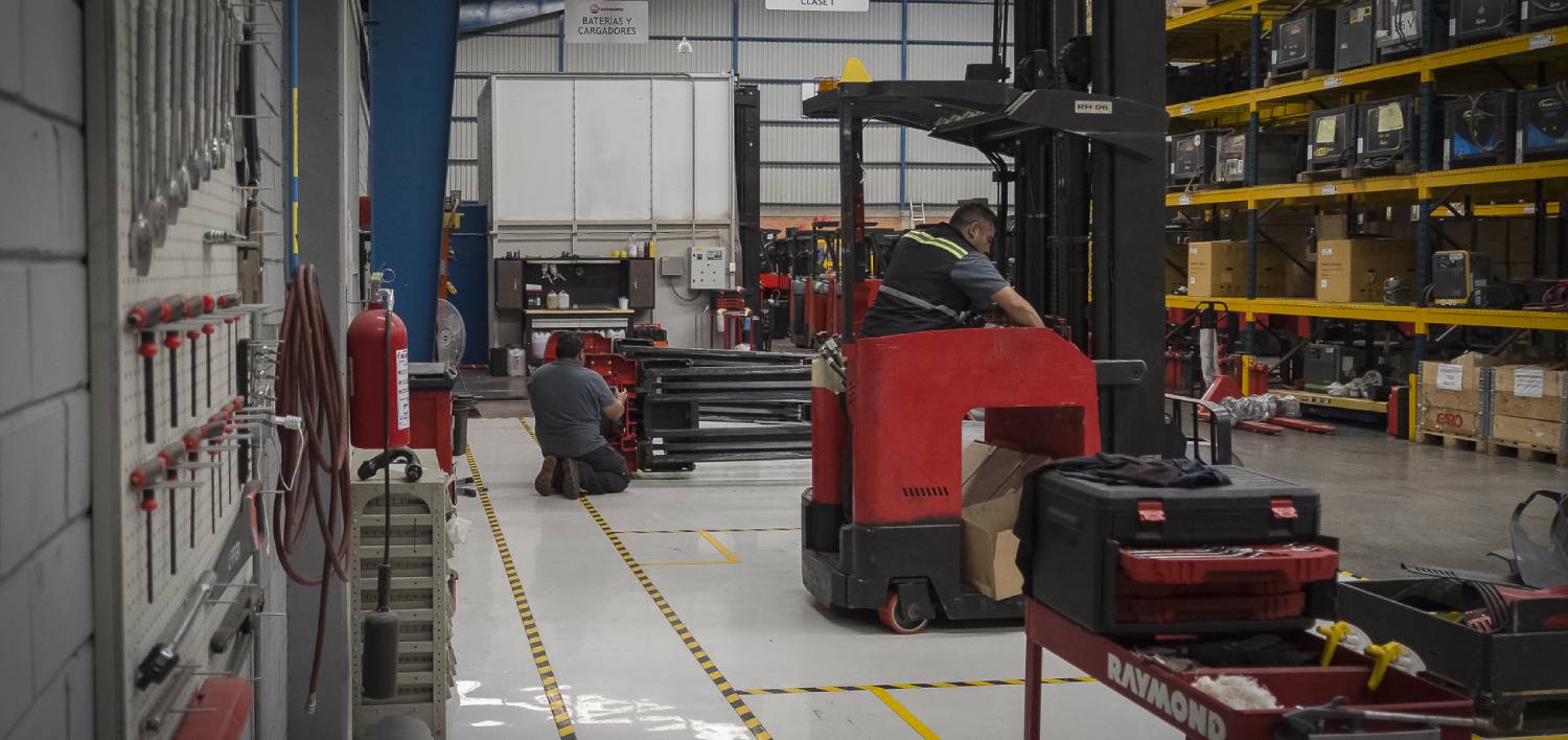 Raymond Forklift Service